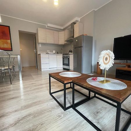 Apartament Przy Cieplickich Tezniach Jelenia Góra Exterior foto