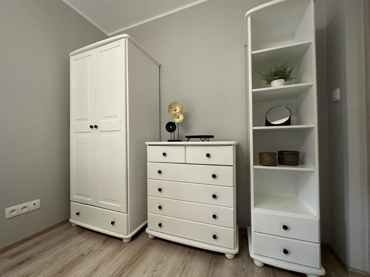 Apartament Przy Cieplickich Tezniach Jelenia Góra Exterior foto