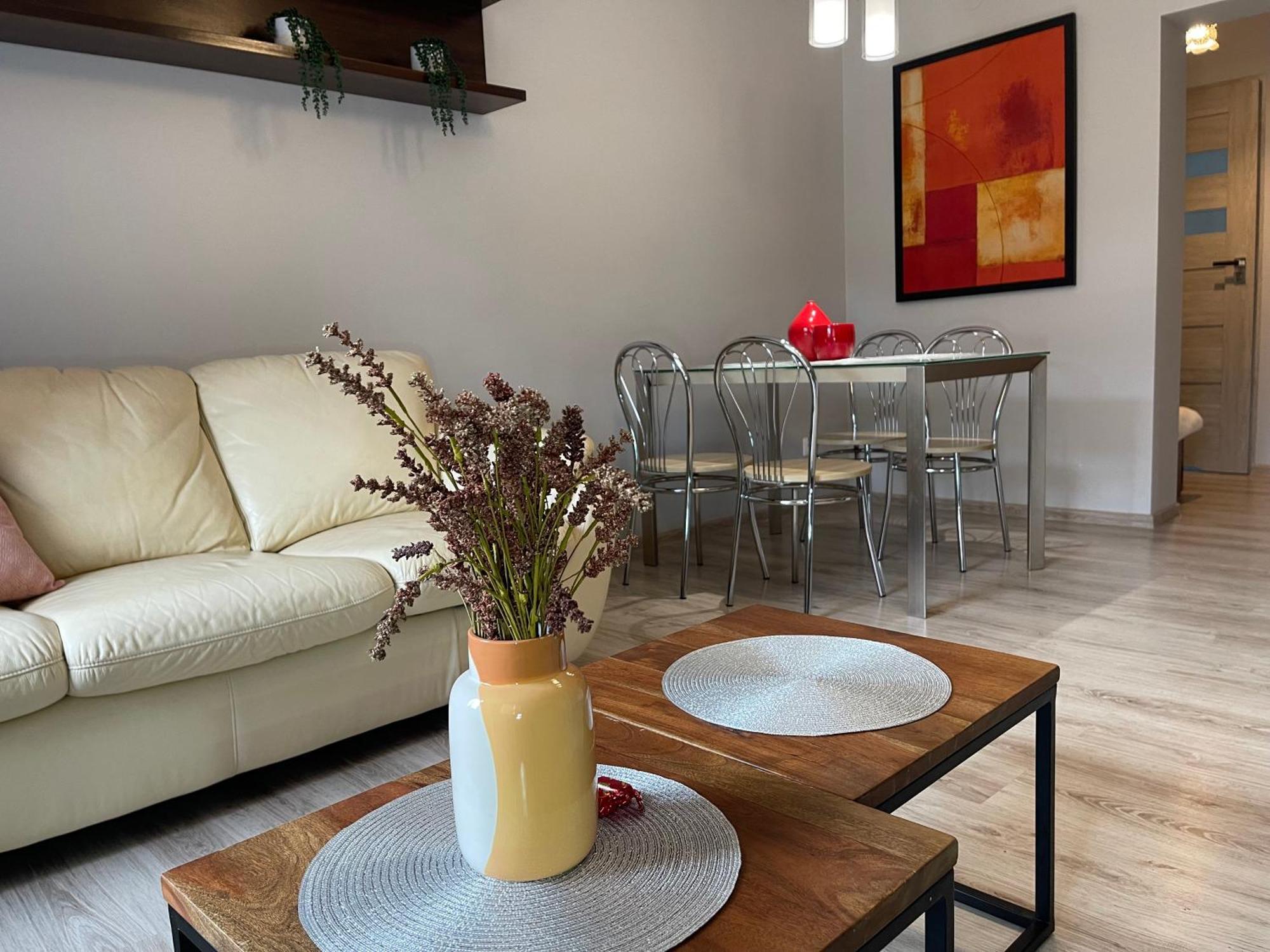 Apartament Przy Cieplickich Tezniach Jelenia Góra Exterior foto